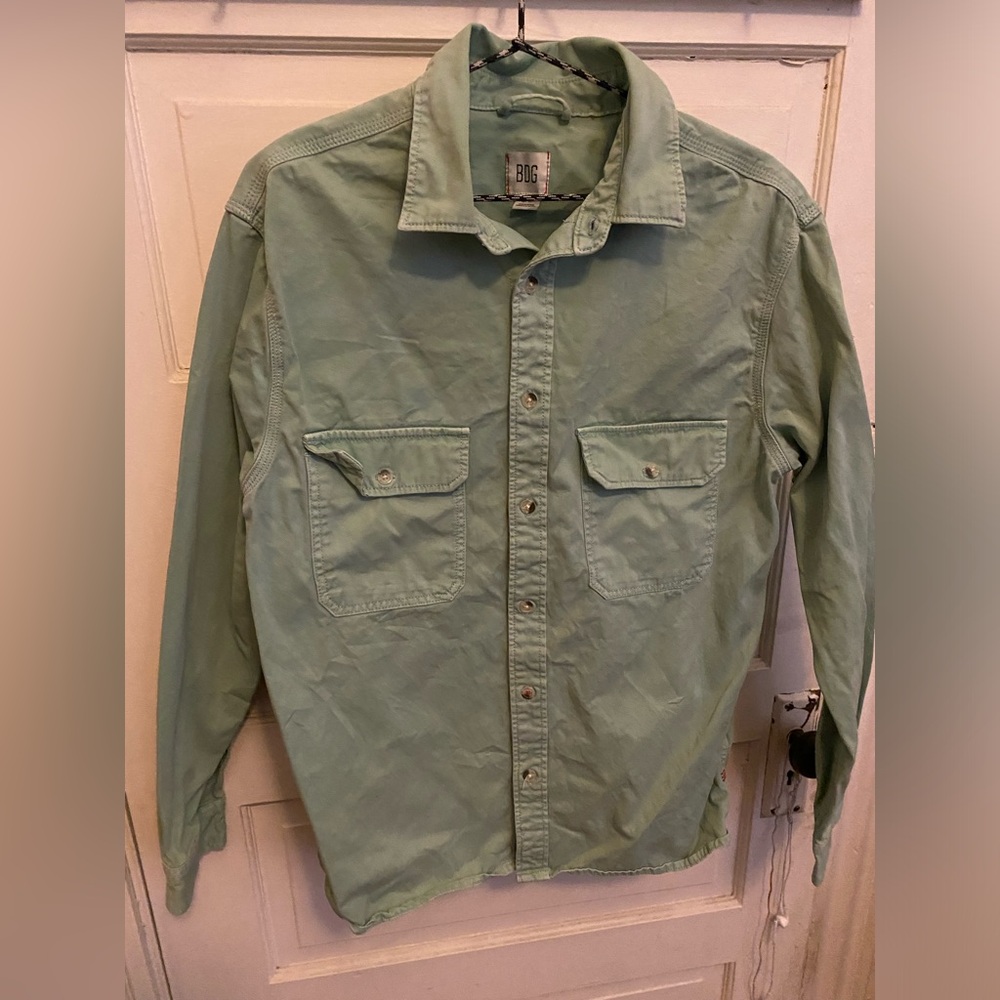 Mens BDG button down shirt, size Medium. Darker sea foam color. Like new.